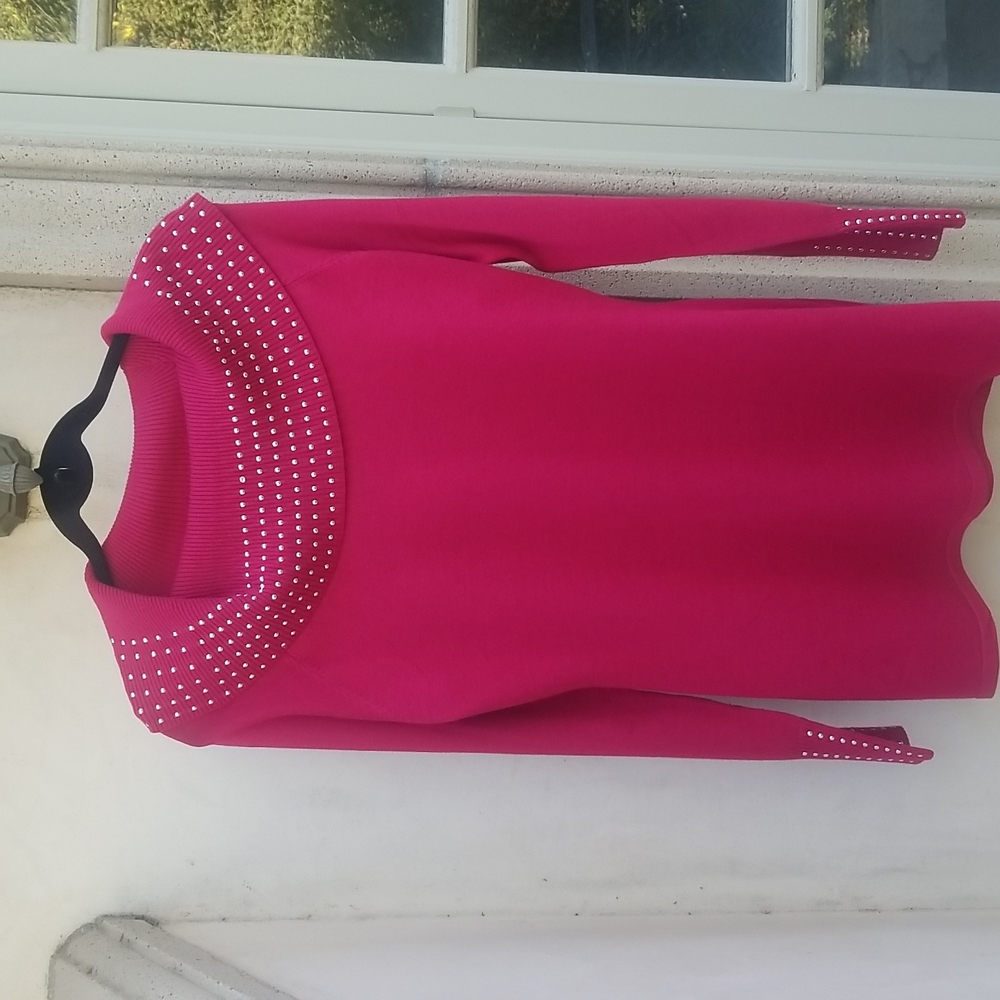 Questians Sweater Raspberry Size Large - image 4